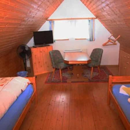 Apartament Gaestehaus Troebs By Interhome *